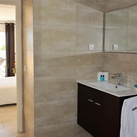Terrace 4*