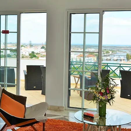 Πανσιόν Terrace 4*